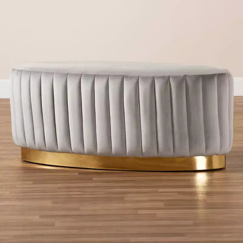 Pouf imbottito in velluto e pelle PU con gambe dorate, poggiapiedi decorativo
